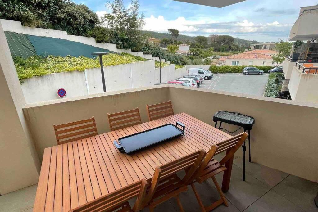 Appartement Piscine Terasse Gym Sauna Balneo Sainte-Maxime Esterno foto